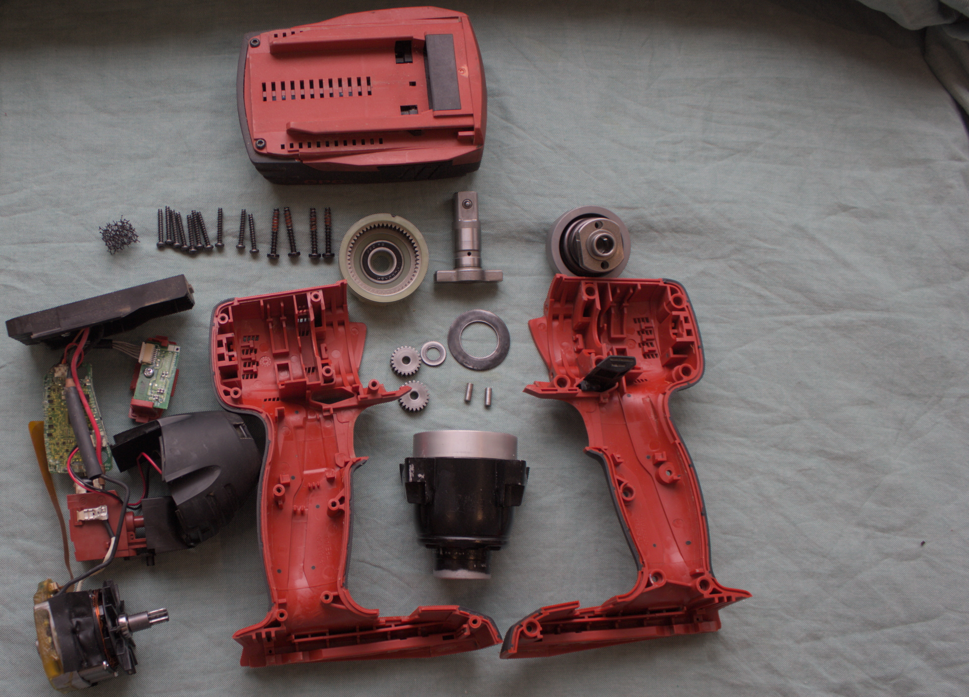 HILTI SIW 22-A01 в разобранном виде